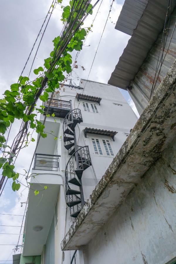 Little Saigon Homestay Ho Chi Minh City Exterior photo